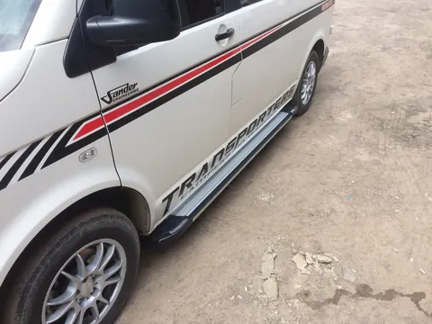Бокові пороги Rainbow (2 шт., алюм) Довга база для Volkswagen T5 Transporter 2003-2010 рр — Volkswagen T5 Transporter 2003-2010 гг. DianaParts