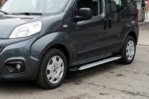 Бокові пороги Shining V1 (2 шт., Алюміній) для Citroen Nemo 2007-2017 рр — Citroen Nemo 2007-2017 гг. DianaParts
