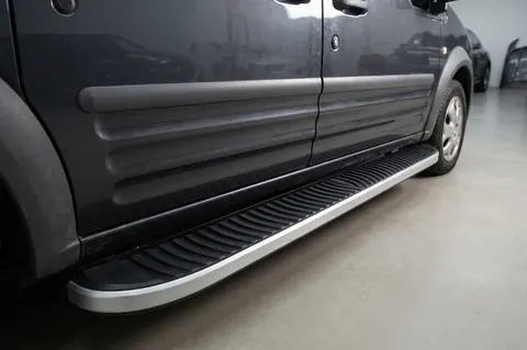 Бокові пороги Tayga (2 шт., Алюміній) Стандартна база для Ford Connect 2006-2009 рр — Ford Connect 2006–2009 гг. DianaParts