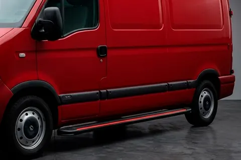 Бокові пороги Maya Red (2 шт., алюміній) Коротка база для Nissan Interstar 2002-2010 рр — Nissan Interstar 2002-2010 гг. DianaParts