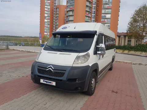 Козирьок на лобове скло (чорний глянець, 5мм) для Opel Movano 2021- рр — Opel Movano 2021- гг. DianaParts