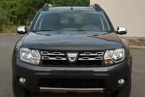Накладки на дзеркала варіант 1 (2 шт, ABS) Хромований пластик для Renault Duster 2008-2017 рр — Renault Duster 2008–2017 гг. DianaParts
