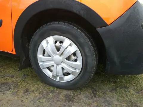 Накладки на арки (4 шт, чорні) 2008-2012, ABS пластик для Renault Kangoo рр — Renault Kangoo 2008–2020 гг. DianaParts