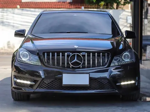 Передня решітка GT Panamericana для Mercedes C-class W204 2007-2015 рр — Mercedes C-class W204 2007-2015 гг. DianaParts