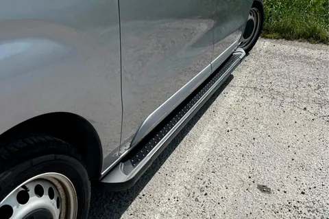 Бокові пороги Allmond Black (2 шт., алюміній) XS – Коротка база для Opel Vivaro 2019- рр — Opel Vivaro 2019- гг. DianaParts