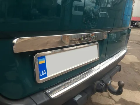 Планка над номером BlackChrome (нерж) для Mercedes Sprinter W906 2006-2018 рр — Mercedes Sprinter W906 2006–2018 гг. DianaParts