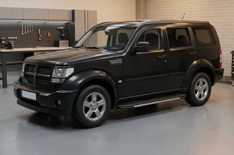 Бокові пороги Bosphorus Grey (2 шт., алюміній) для Dodge Nitro 2006-2011 рр — Dodge Nitro 2006-2011 гг. DianaParts