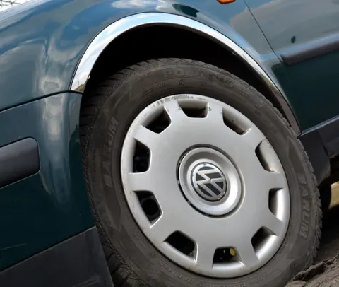 Накладки на арки (4 шт, нерж) Sedan, 2000-2005 для Volkswagen Passat B5 рр — Volkswagen Passat B5 1997-2005 гг. DianaParts
