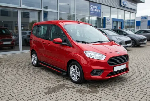 Бокові пороги Maya Red (2 шт., алюміній) для Ford Courier 2014-2023 рр — Ford Courier 2014-2023 гг. DianaParts