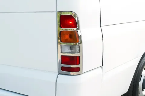 Накладки на стопи (2 шт., нерж) OmsaLine - Італійська нержавійка для Ford Transit 2000-2014 рр — Ford Transit 2000–2014 гг. DianaParts