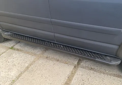 Бокові пороги X5-тип black (2 шт., алюм) Довга база для Volkswagen T5 Multivan 2003-2010 рр — Volkswagen T5 Multivan 2003–2010 гг. DianaParts