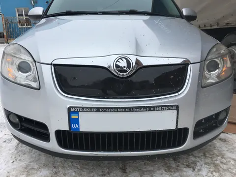 Зимова накладка на решітку (2007-2010, верхня) Матова для Skoda Fabia рр — Skoda Fabia 2007-2014 гг. DianaParts