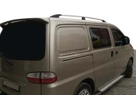 Рейлінги хром Пластикові ніжки для Hyundai H200, H1, Starex 1998-2007 рр — Hyundai H200, H1, Starex 1998-2007 гг. DianaParts