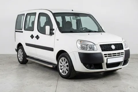 Бокові пороги BlackLine (2 шт, алюміній) Максі база для Fiat Doblo I 2005-2010 рр — Fiat Doblo I 2005-2010 гг. DianaParts