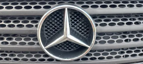 Передня емблема (2004-2010) для Mercedes Viano рр — Mercedes Viano 2004-2014 гг. DianaParts