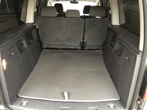Килимок багажника V2 MAXI (EVA, чорний) для Volkswagen Caddy 2004-2010 рр — Volkswagen Caddy 2004-2010 гг. DianaParts
