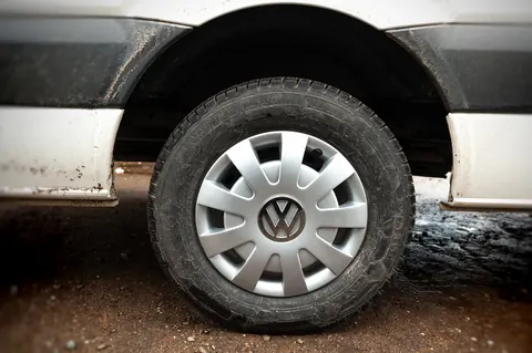 Ковпаки сірі ABS (1-катковий, 4 шт) для Volkswagen Crafter 2006-2016 рр — Volkswagen Crafter 2006-2016 гг. DianaParts