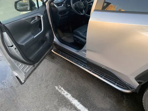 Бокові пороги OEM V1A (2 шт, алюміній) для Toyota Rav 4 2019- рр — Toyota Rav 4 2019- гг. DianaParts
