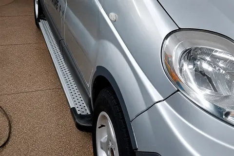 Бокові пороги Allmond Grey (2 шт., алюм.) Коротка база для Opel Vivaro 2001-2015 рр — Opel Vivaro 2001–2015 гг. DianaParts