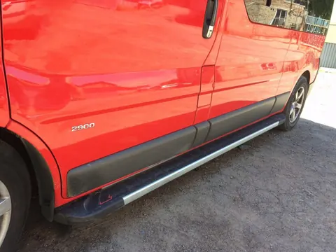 Бокові пороги RedLine V1 (2 шт., Алюміній) Довга база для Nissan Primastar 2002-2014 рр — Nissan Primastar 2002-2014 гг. DianaParts