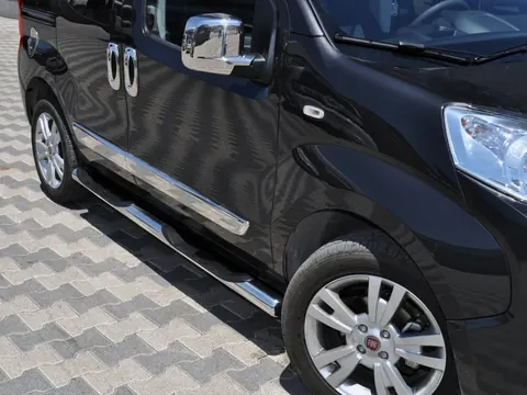 Бічні труби (2 шт., нерж.) Ø60, з пластиковими підставками для Citroen Nemo 2007-2017 рр — Citroen Nemo 2007-2017 гг. DianaParts