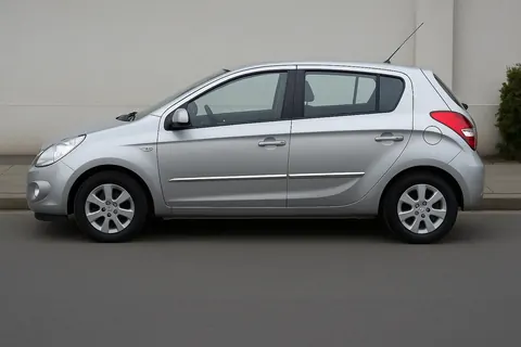 Молдинг дверний (4 шт, нерж) для Hyundai I-20 2012-2014 рр — Hyundai I-20 2012-2014 гг. DianaParts