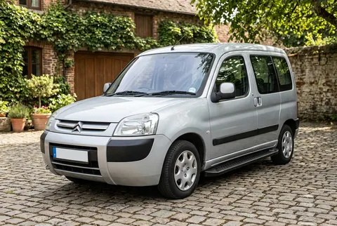Бокові пороги Allmond Black (2 шт., алюміній) для Citroen Berlingo 1996-2008 рр — Citroen Berlingo 1996-2008 гг. DianaParts