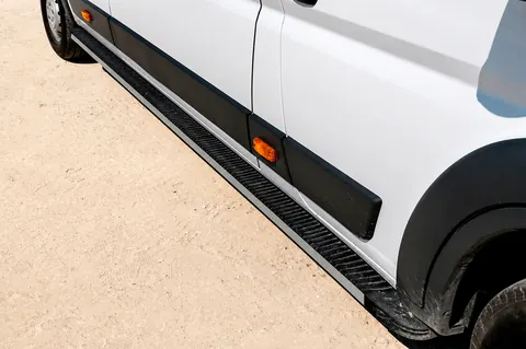 Бокові пороги Maya (2 шт., алюміній) Коротка база для Peugeot Boxer 2006-2025 рр — Peugeot Boxer 2006-2025 гг. DianaParts