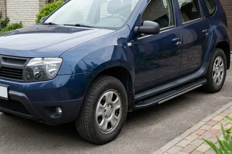 Бокові пороги Bosphorus Grey (2 шт., алюміній) для Renault Duster 2008-2017 рр — Renault Duster 2008–2017 гг. DianaParts
