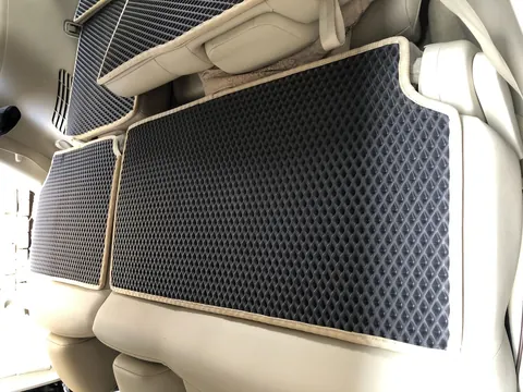 Килимок на верх задніх сидінь (EVA, чорний) для Nissan Patrol Y62 2010-2024 рр — Nissan Patrol Y62 2010-2024 гг. DianaParts