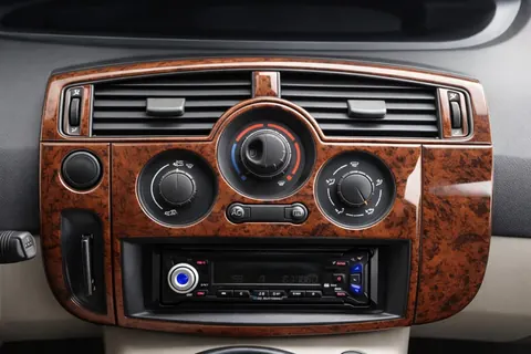 Накладки на панель (Meric, Туреччина) для Renault Scenic/Grand 2003-2009 рр — Renault Scenic/Grand 2003-2009 гг. DianaParts