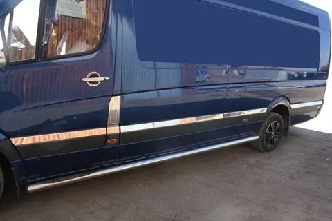 Молдинги на двері (нерж.) ExtraLong. Carmos - Турецька сталь для Mercedes Sprinter W906 2006-2018 рр — Mercedes Sprinter W906 2006–2018 гг. DianaParts