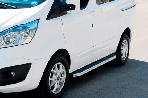 Бокові пороги Fullmond (2 шт., алюм.) Коротка база для Ford Custom 2013-2022 рр — Ford Custom 2013-2022 гг. DianaParts