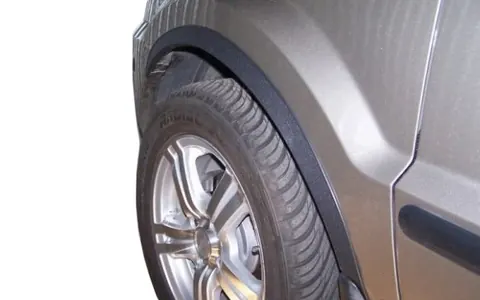 Накладки на арки (4 шт, чорні) для Ford Fusion 2002-2009 рр — Ford Fusion 2002-2009 гг. DianaParts