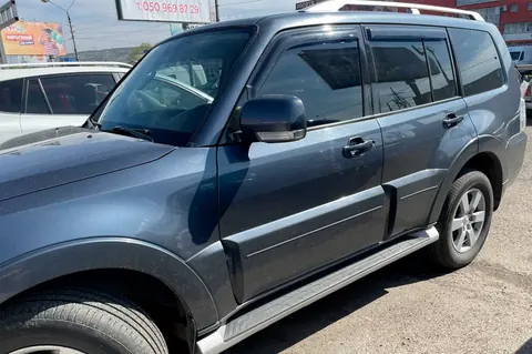 Вітровики (4 шт, HIC) для Mitsubishi Pajero Wagon IV 2006-2021 рр — Mitsubishi Pajero Wagon IV 2006-2021 гг. DianaParts