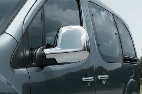 Накладки на дзеркала (2 шт., пласт.) Carmos для Opel Zafira Life 2019- рр — Opel Zafira Life 2019- гг. DianaParts