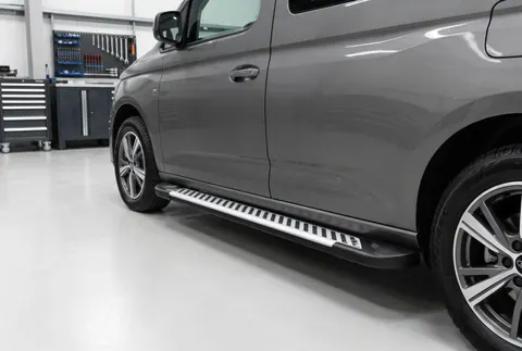 Бокові пороги Line (2 шт., Алюміній) Максі база для Ford Connect 2021- рр — Ford Connect 2021- гг. DianaParts