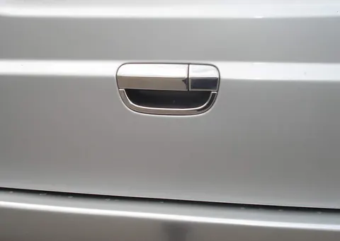 Накладка на ручку задніх дверей (нерж.) Carmos - Турецька сталь для Mercedes Viano 2004-2014 рр — Mercedes Viano 2004-2014 гг. DianaParts