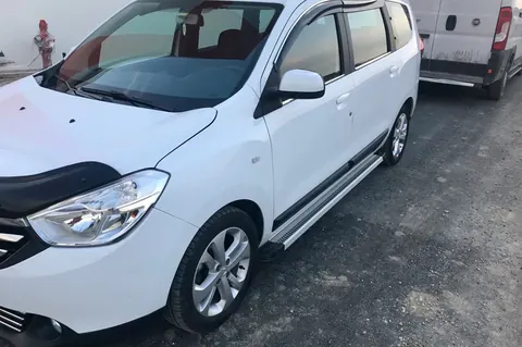 Бокові пороги Maya V2 (2 шт., алюміній) для Renault Lodgy 2013-2022 рр — Renault Lodgy 2013-2022 гг. DianaParts