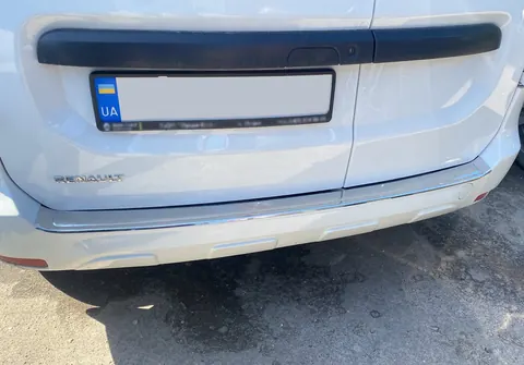 Накладка на задній бампер Carmos (нерж) для Dacia Dokker 2013-2022 рр — Dacia Dokker 2013-2022 гг. DianaParts