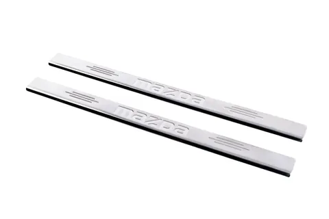 Накладка на пороги Carmos (нерж) V-1 4 накладки V-1 для Mazda 2 2007-2014 рр — Mazda 2 2007-2014 гг. DianaParts