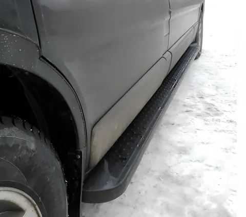 Бокові пороги Allmond Black (2 шт., алюміній) Довга база для Opel Vivaro 2015-2019 рр — Opel Vivaro 2015-2019 гг. DianaParts