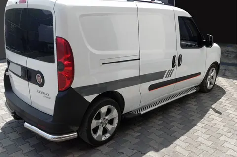 Бокові пороги Line (2 шт., алюміній) Стандартна база для Fiat Doblo II 2010-2022 рр — Fiat Doblo II 2010-2022 гг. DianaParts