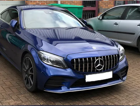 Передня решітка Panamericana GT (для Avantgarde/AMG-Line/C43 AMG) 2014-2018, без камери для Mercedes C-сlass W205 рр — Mercedes C-сlass W205 2014-2021 гг. DianaParts