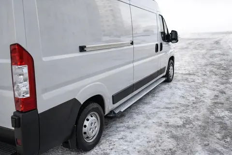 Бокові пороги Allmond Grey (2 шт., алюм.) Довга база для Citroen Jumper 2007-2025 рр — Citroen Jumper 2007-2025 гг. DianaParts