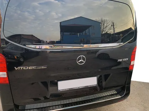 Кромка заднього скла (мале скло) (нерж) OmsaLine - Італійська нержавійка для Mercedes Vito/V-class W447 2014- рр — Mercedes Vito/V-class W447 2014- гг. DianaParts