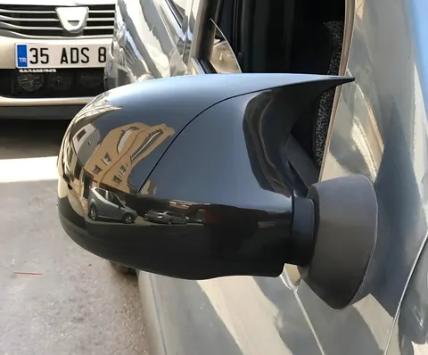 Накладки на дзеркала BMW-Style (2 шт) для Renault Logan MCV 2013-2022 рр — Renault Logan MCV 2013-2022 гг. DianaParts