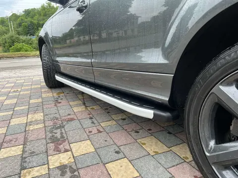 Бокові пороги Fullmond (2 шт., алюміній) для Ауди Q7 2005-2015 рр — Audi Q7 2005-2015 гг. DianaParts