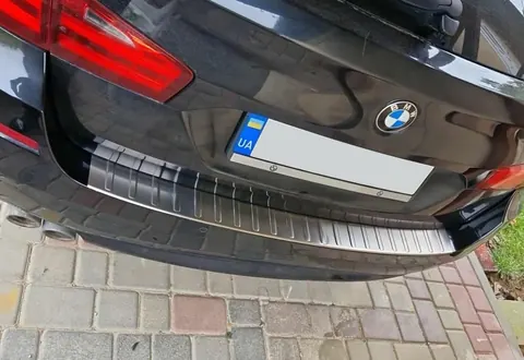 Накладка на задній бампер Carmos (SW, нерж.) для BMW 5 серія F10/F11 2010-2016 рр — BMW 5 серия F10/F11 2010–2016 гг. DianaParts