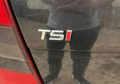 Напис TSI (під оригінал) T-хром, SI-червоні для Volkswagen Passat B7 2012-2015 рр — Volkswagen Passat B7 2012-2015 гг. DianaParts